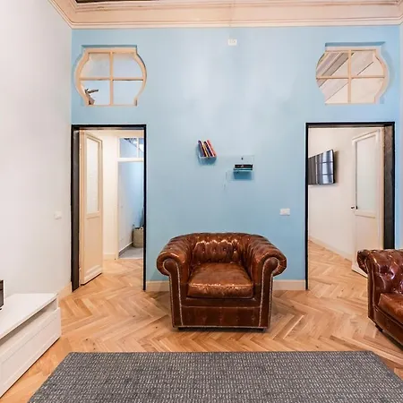 Maison San Giacomo アパート キアーヴァリ